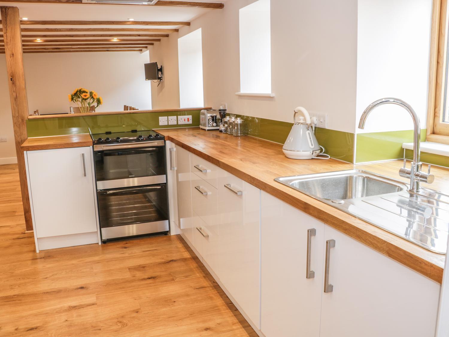 The Cow Byre, Heath Farm Villa Clee Saint Margaret ภายนอก รูปภาพ