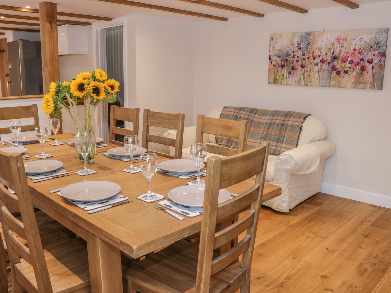 The Cow Byre, Heath Farm Villa Clee Saint Margaret ภายนอก รูปภาพ