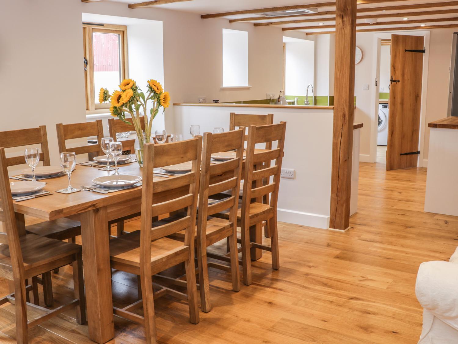 The Cow Byre, Heath Farm Villa Clee Saint Margaret ภายนอก รูปภาพ